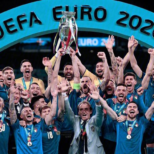 意大利多久没拿到欧洲杯_意大利时隔53年再夺欧洲杯